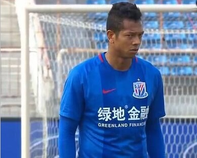 “票根经济”正凸显其价值——凭借电影票，观众可在观影后的餐饮、购物、旅游等多种消费场景中享受优惠，使电影票成为连接不同消费场景的纽带。