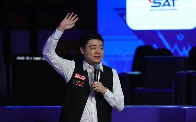导演史岳告诉记者，演员在如此沉浸的环境中拍摄，更有助于他们入戏，对于制作端现在强调“所拍即所得”，虚拟拍摄在影视行业里起到了降本增效的作用。