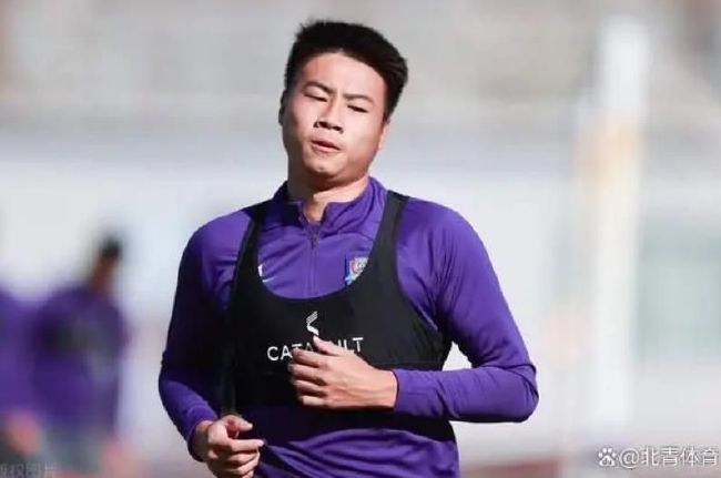熟悉的旋律仿佛在耳畔响起，瞬间便能让人产生“爷青回”的时光倒流之感。