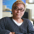 该片是由李石勋导演执导的海洋冒险题材喜剧动作片，已于8月6日在韩国正式上映，首映日动员了27万1322名观众，累计观影人数为 《盗贼同盟》瞬间突破500万票房 创韩国票房新高 2012-08-05 崔东勋导演的新作《盗贼同盟》，在2012年上映的影片中，成为最短时间内突破540万名观众的作品。